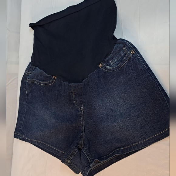 Belly by Design Pants - Belly By Design XL Denim Maternity Shorts 3 " Inseam Embroidered Pockets
